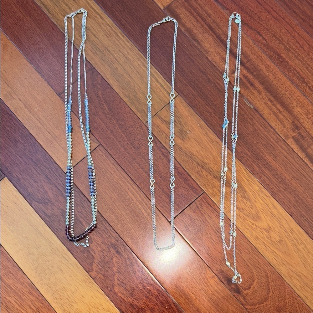 Lot of fashion necklaces